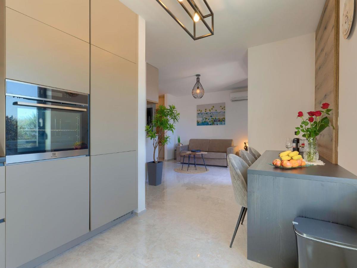 Apartment Wing 77 By Interhome PUY Eksteriør bilde
